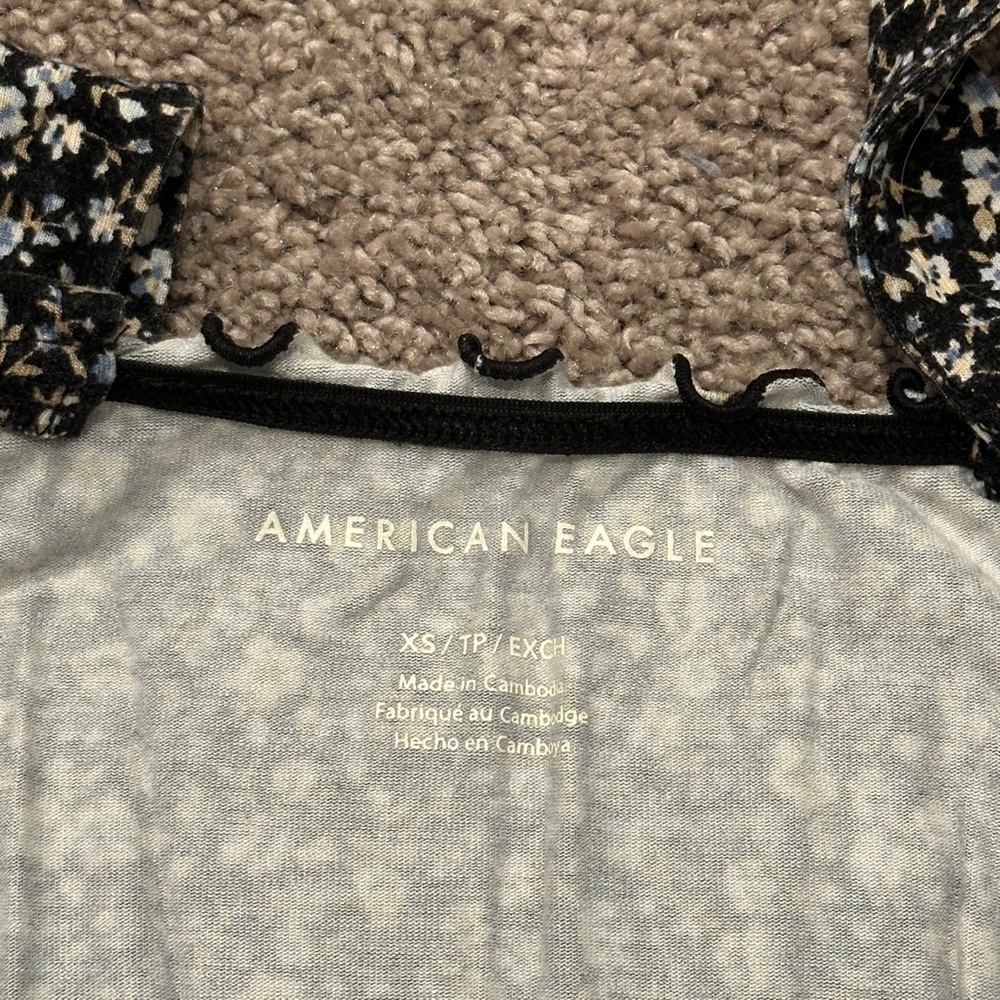 American Eagle Floral Tank - Picture 4 of 5